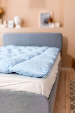 ПУХОВАЯ ПЕРИНА «ДЕБЮТ», 160X200 СМ. 4200 гр